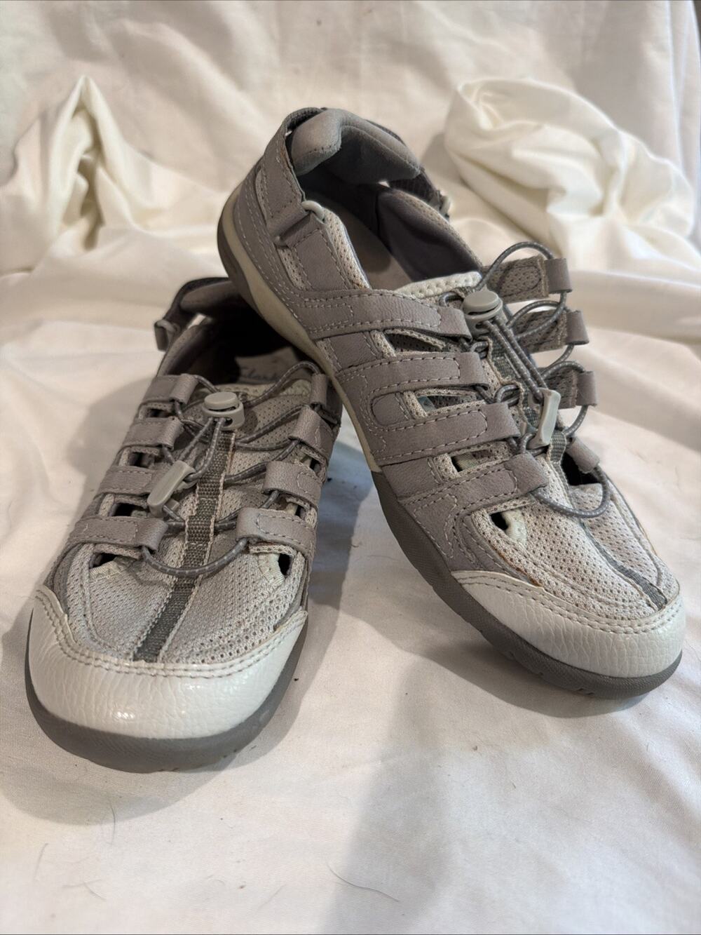 Clarks Vailee Frost Walking Hiking Shoes Women's 6 Gray Bungee Comfort Sport